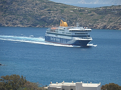 Blue Star Ferry arriving at Ios