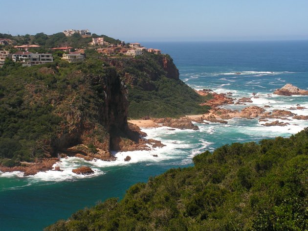 The heads at Knysa