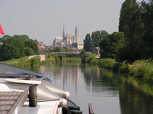 approaching Amiens from the west