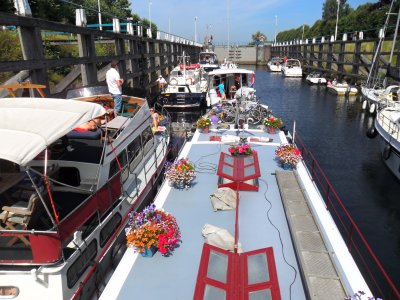 Wilhelmenasluis on the Afgedamde Maas.