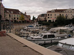 Cergy harbour Cergy harbour