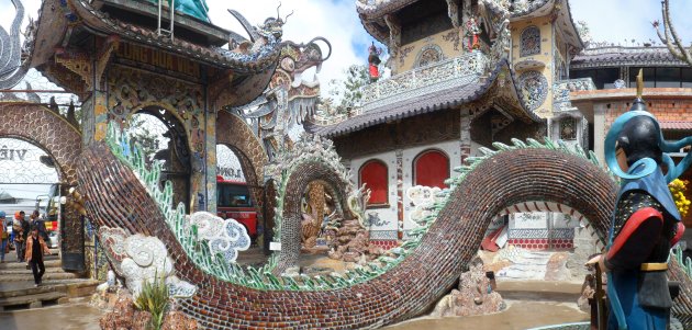 Linh Phuoc Pagoda Dragon