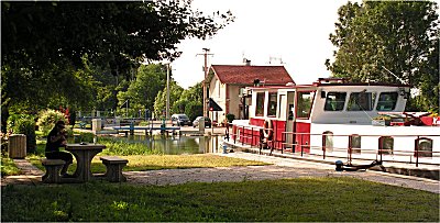 Mooring at Ecriennes