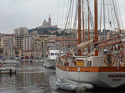 View across the Vieux Port to the Notre-Dame de la Garde